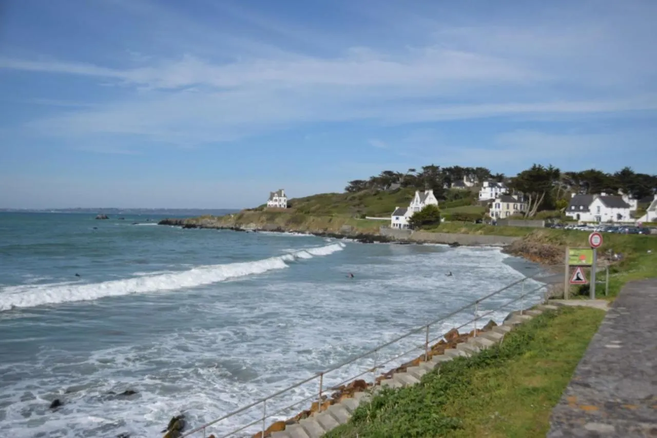 Longere Renovee Avec Acces Direct A La Mer Guimaec Holiday home